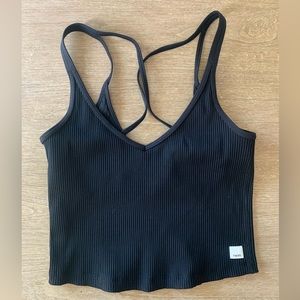 Vuori Ribbed Crop Tank Like New